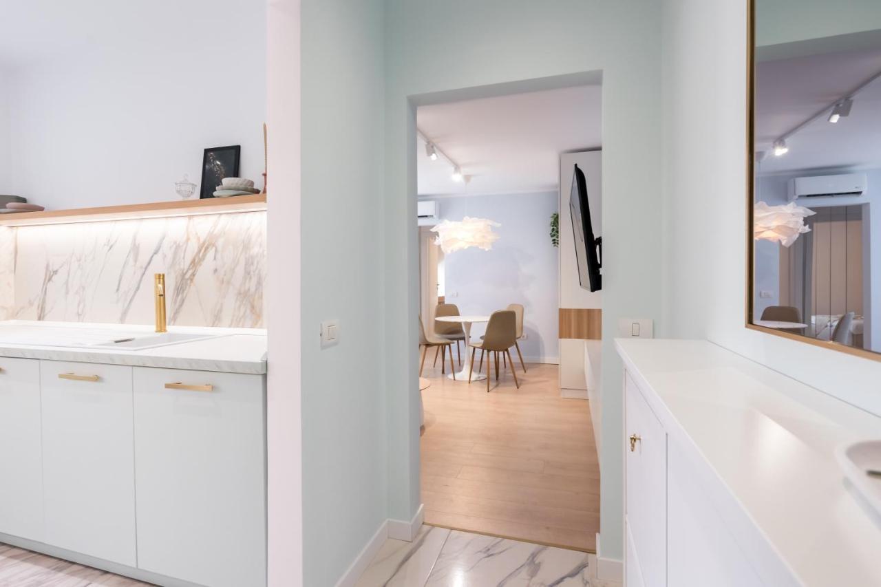 Candy Land Downtown Apartment 布加勒斯特 外观 照片